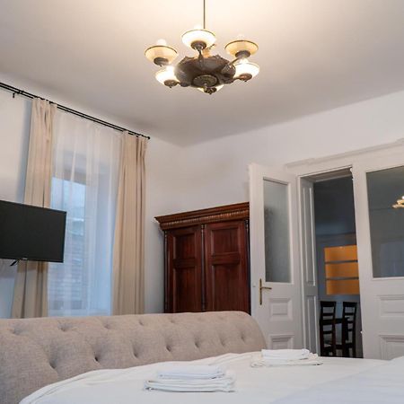 Radu Apartment Braşov Extérieur photo