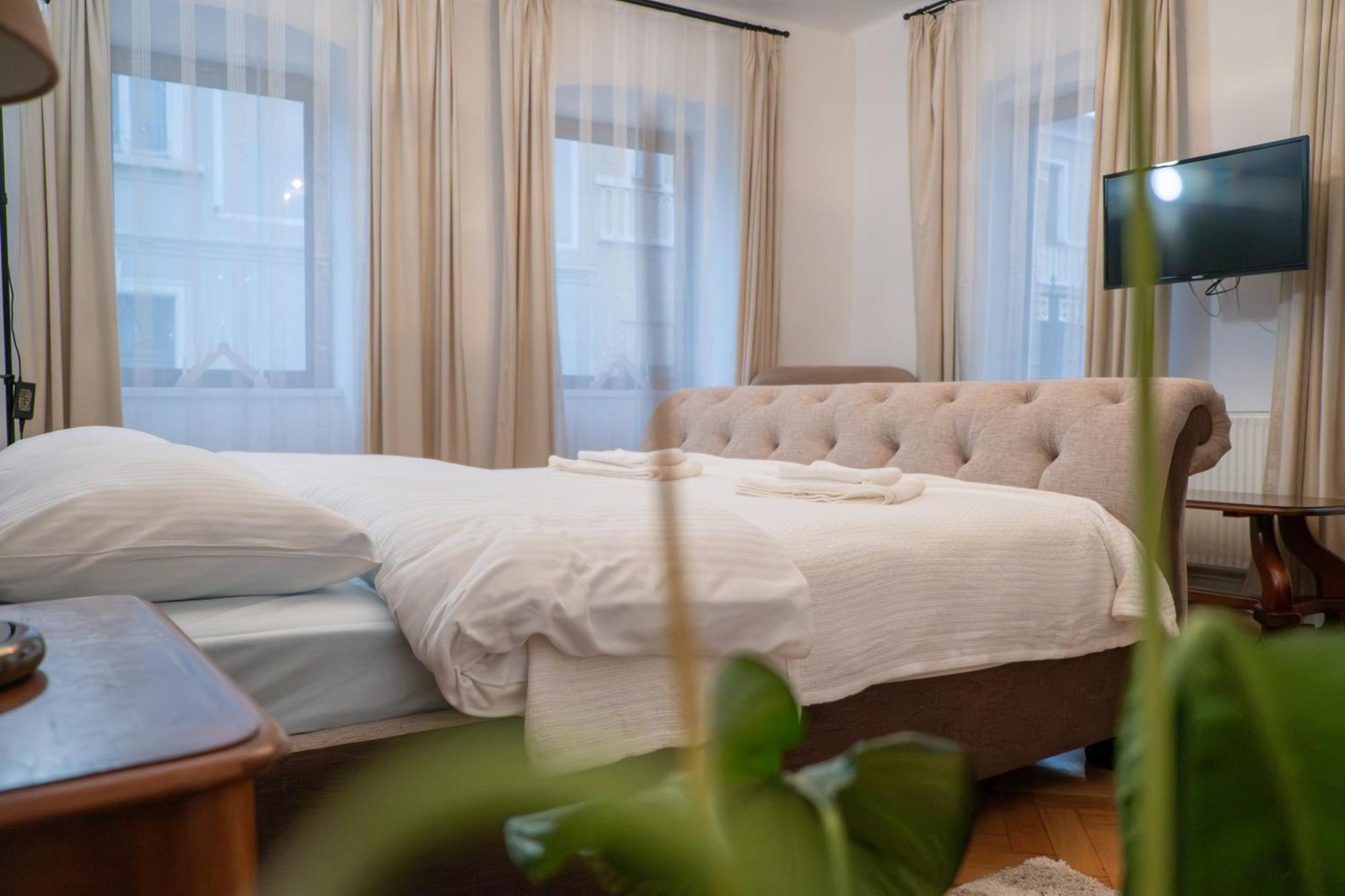Radu Apartment Braşov Extérieur photo